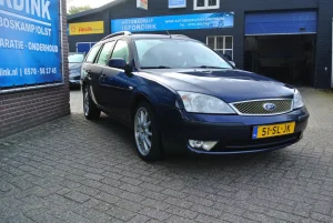 Ford Mondeo Wagon 1.8-16V Champion met Akrapovic uitlaat, foto 5
