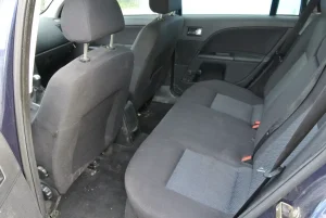 Ford Mondeo Wagon 1.8-16V Champion met Akrapovic uitlaat, foto 8